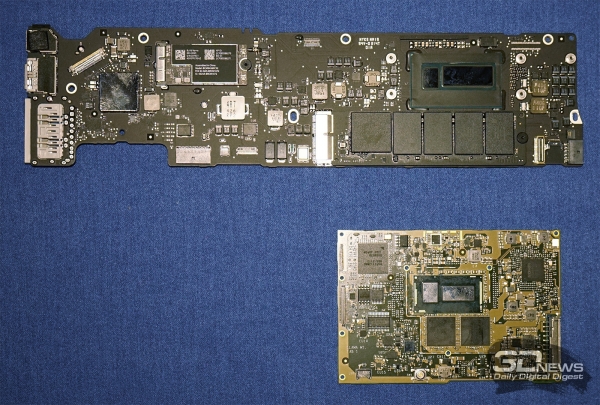  Все познается в сравнении: сверху плата MacBook Air, снизу референсный дизайн Intel на Core M 