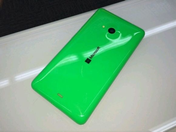 Изображения смартфона Lumia 535 с эмблемой Microsoft появились в сети