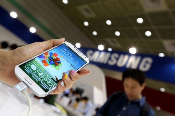 Samsung начала производство памяти, объединившей DRAM и NAND flash в одном корпусе"