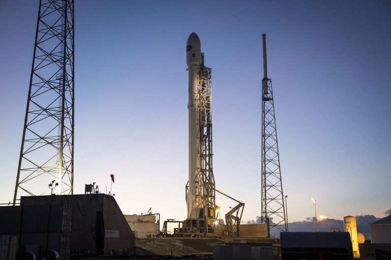 Возвращаемая ступень Falcon 9R приводнилась в Атлантическом океане