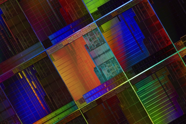 Микросхемы AMD Kaveri на кремниевой подложке