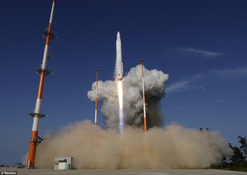  Первый пуск ракеты-носителя KSLV-1 (Naro-1) был неудачным. Фото Reuters 