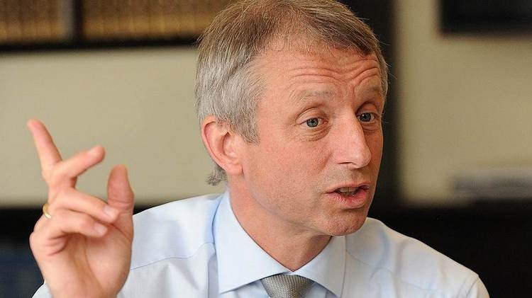 Джо Лундер, бывший глава компании VimpelСom Ltd