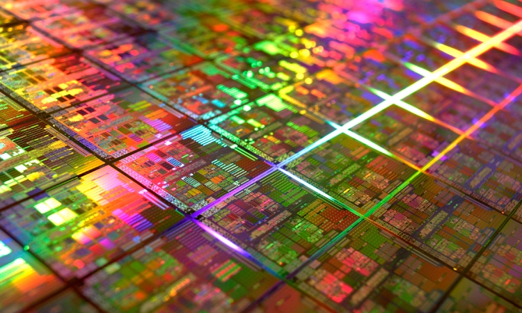 Intel запустит в производство бюджетные процессоры