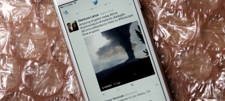 Трансляции Periscope теперь можно просматривать напрямую через ленту Twitter