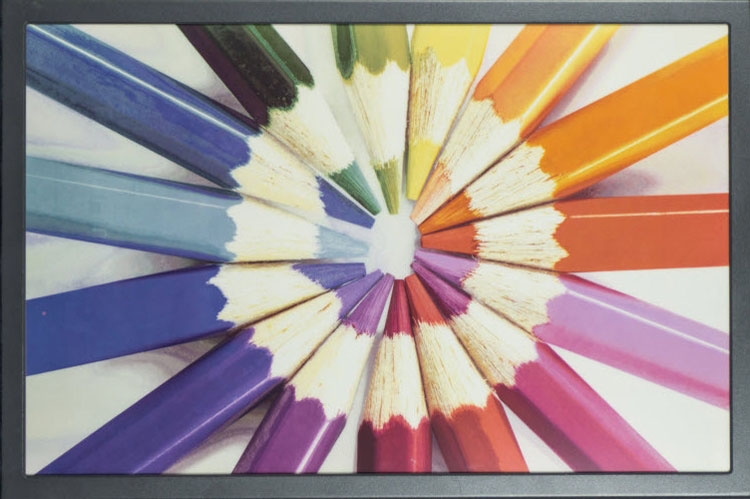 Раскрыт секрет технологии полноцветных экранов E Ink ACeP"