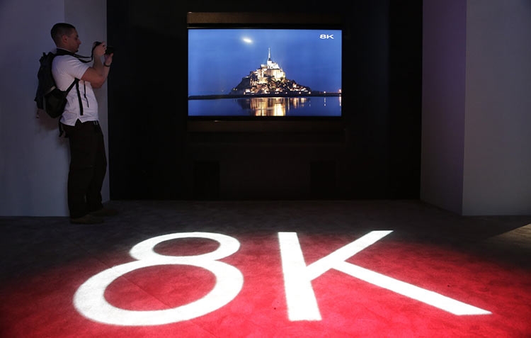 85-дюймовый LED-телевизор Sharp с разрешением 8K на выставке CES 2016