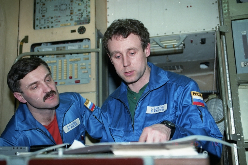  Последняя – 28-я – экспедиция на «Мир» в составе космонавтов Сергея Залётина и Александра Калери была организована компанией MirCorp. Фото с сайта 