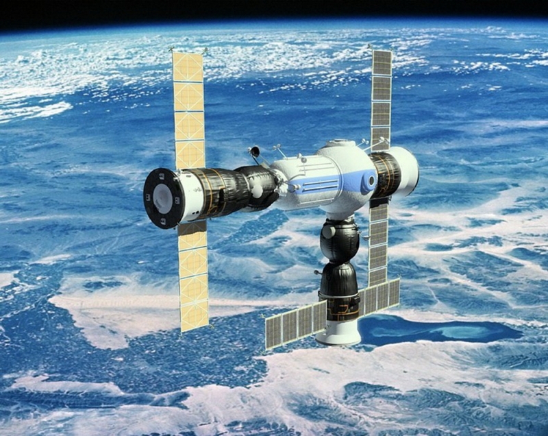  Коммерческая космическая станция, предложенная компанией «Орбитальные технологии», могла бы принять одновременно два пилотируемых корабля «Союз ТМА» и один грузовой «Прогресс М». Графика компании «Орбитальные технологии» 