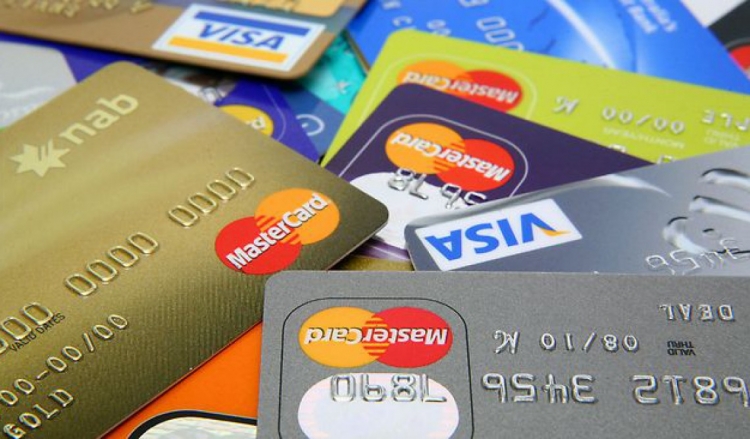 ФАС может завести дело против Visa и MasterCard из-за дискриминации бизнеса