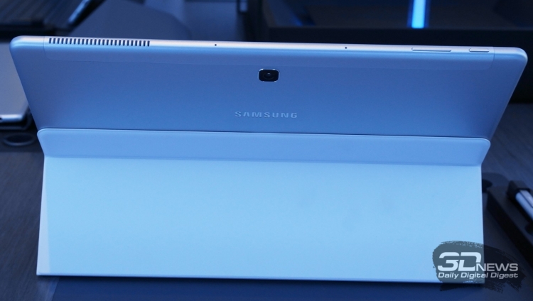 MWC 2017: состоялся анонс Windows-планшетов Samsung Galaxy Book"