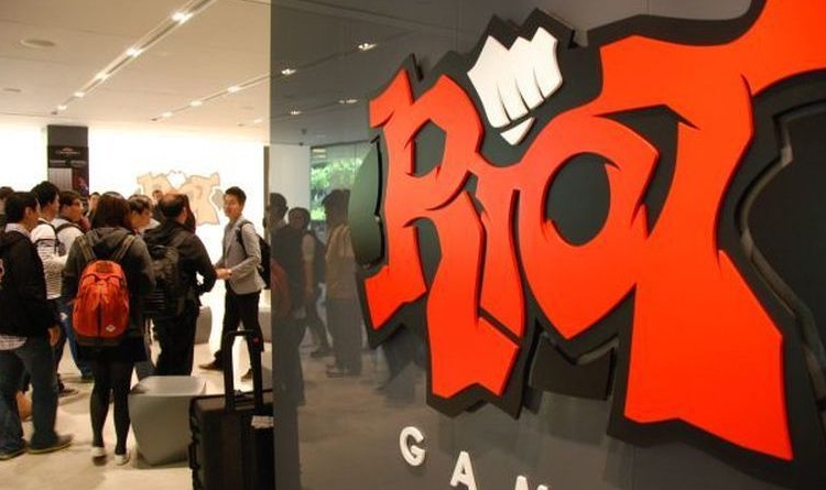 Riot Games выиграла иск на $10 млн против создателей чит-программы LeagueSharp
