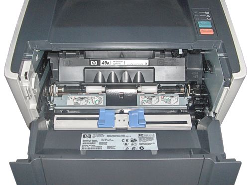 Установка картриджа в Hewlett-Packard LaserJet 1320