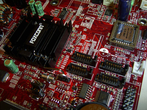 Foxconn 955X7AA на чипсете Intel 955X