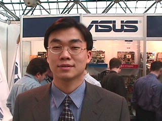 Алекс Ким - аккаунт-менеджер отделения по продажам и маркетинку в ASUS