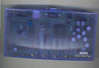 Под прозрачной крышкой видны все внутренности