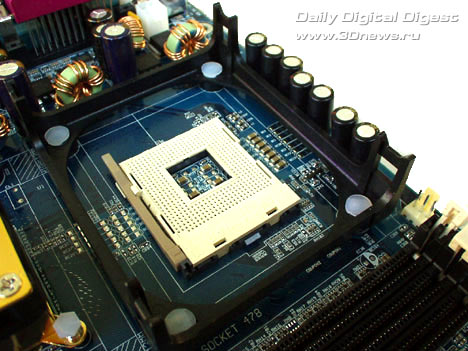 Gigabyte 8IEXP Socket