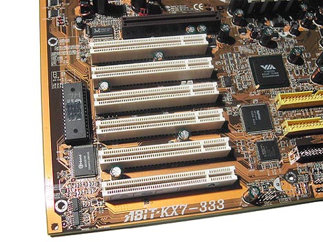 Abit KX7-333 Slots