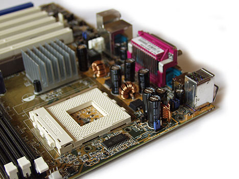 Asus A7V8X Socket