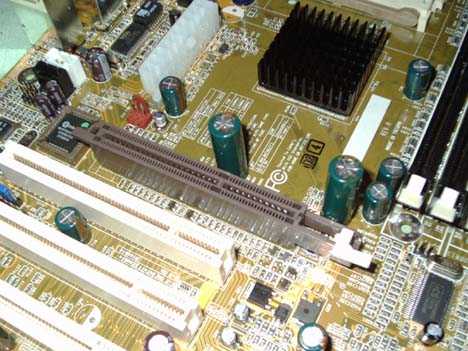 DFI AD77 Infinity AGP