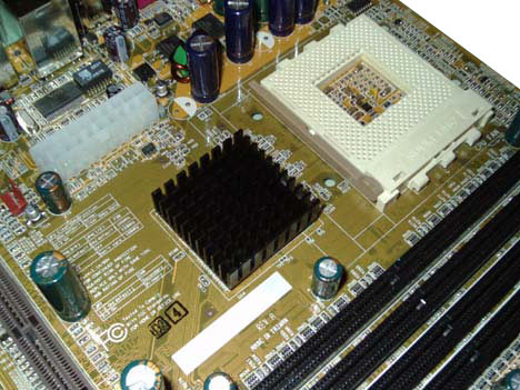 DFI AD77 Infinity NB