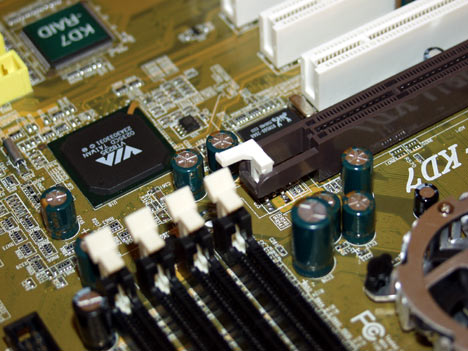  Abit KD7-RAID DIMM/AGP 
