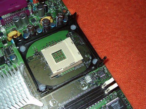  Intel D845GEBV2 Socket 