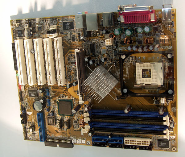 Asus P4P800 - Springdale