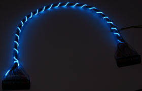 Электролюминесцентный шлейф флоппи-дисковода в действии 