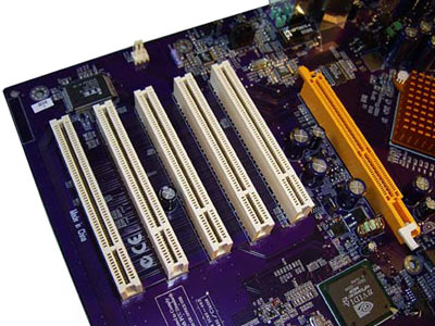 Elitegroup N2U400-A Slots