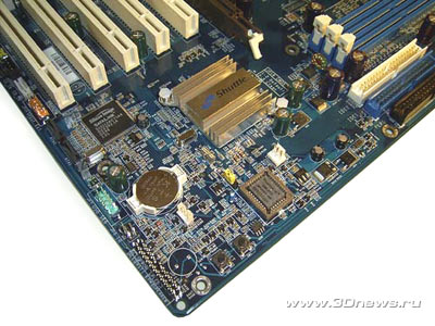 Shuttle AN50R Corner