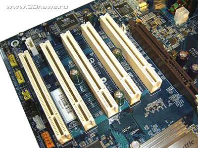 Shuttle AN50R Slots