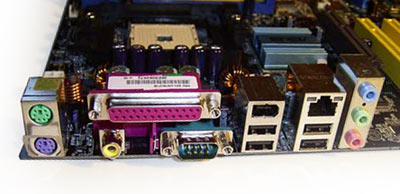 Asus K8V Deluxe Back Panel