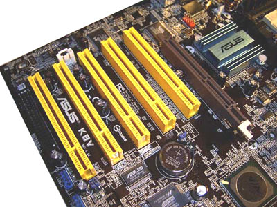 Asus K8V Deluxe Slots