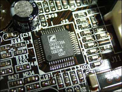 Integrated 6-channel audio