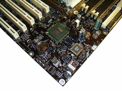 Intel D875PBZ  (Intel 875P Canterwood) 
