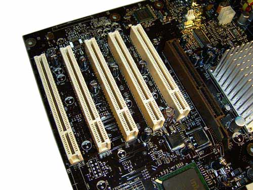 Intel D875PBZ  (Intel 875P Canterwood) 