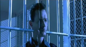 Прохождение сквозь железные прутья, и никакой магии