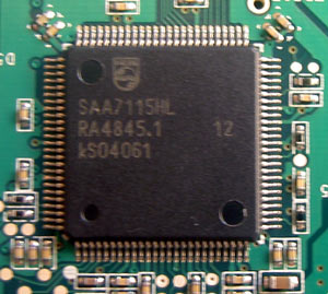  Philips SAA7115HL 