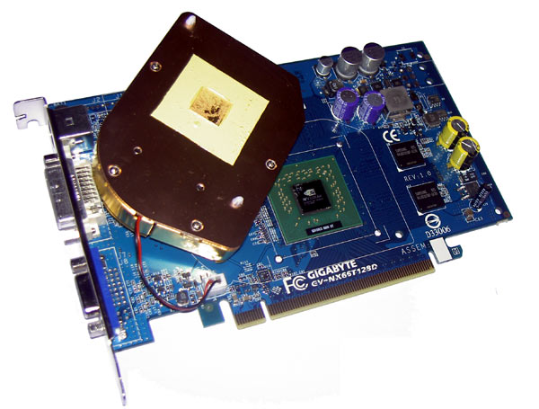  Gigabyte GeForce 6600GT Cooler 