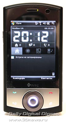HTC Touch Cruise. Вид спереди