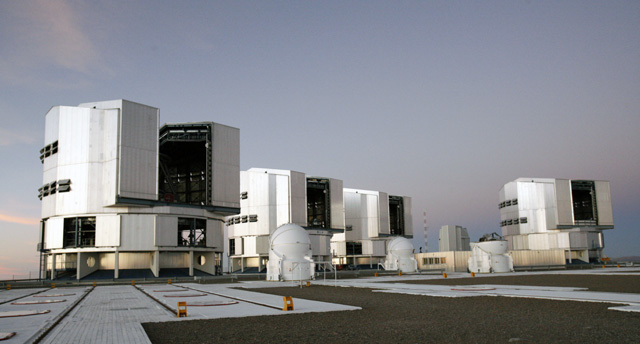 Комплекс телескопов VLT в Чили