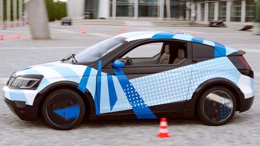 Visio.M — настоящий электромобиль с пультом ДУ