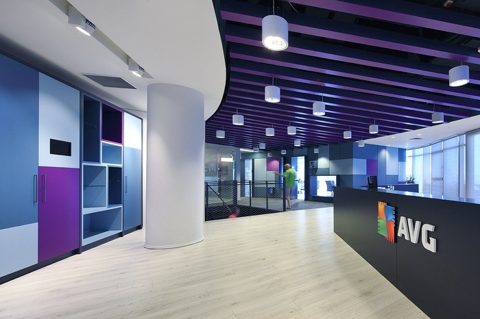 Avast покупает конкурента AVG за ,3 млрд