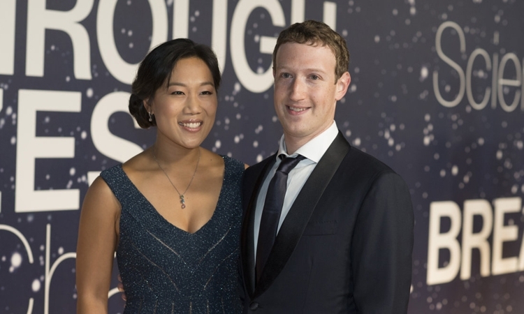 Цукерберг положил в свой благотворительный фонд ещё  млн от продаж акций Facebook