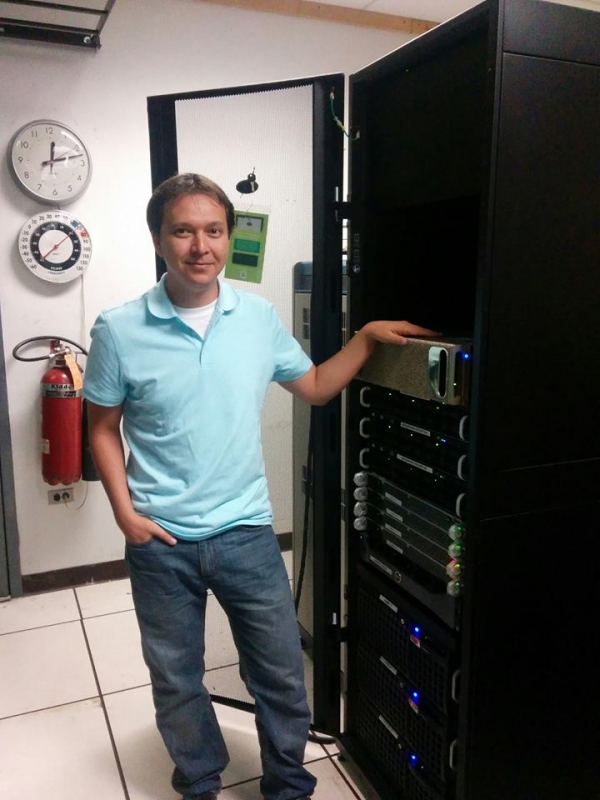 Профессор Университета Карнеги-Меллон Руслан Салахутдинов возглавил исследование ИИ в Apple